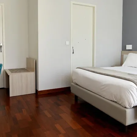 Alexandra Hotel Roccabruna