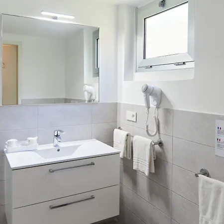 Alexandra 3* Roccabruna