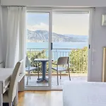 Alexandra 3*