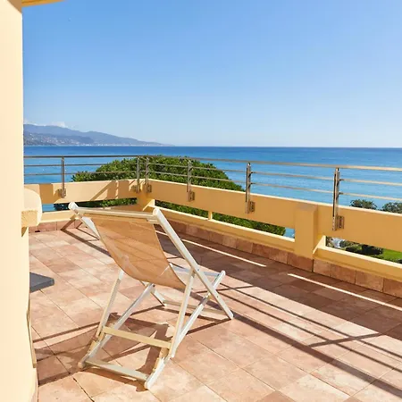 亚历山德拉酒店 3*