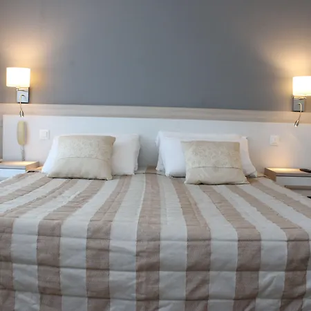 亚历山德拉酒店 3*