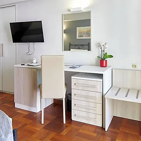 Alexandra 3* Rocabruna