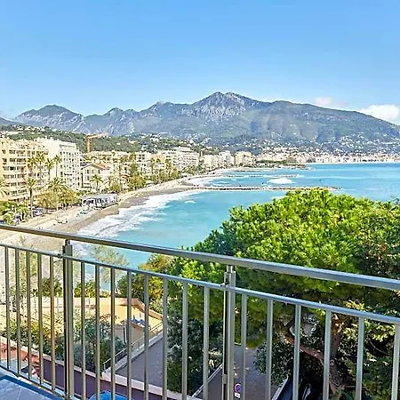 Hotel Alexandra 3*