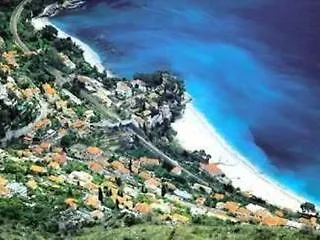 Alexandra Roquebrune-Cap-Martin